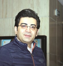 فرزاد حسنی مجری اختتامیه جشنواره تئاتر شهر