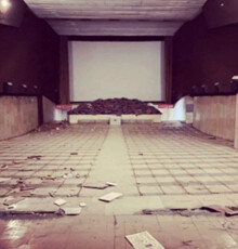تکذیب تخریب سینما «عصر جدید»؛ موضوع تعویض صندلی‌هاست!