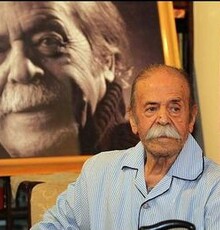 تقدیر از محمد علی کشاورز در جشن “حافظ”