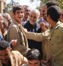 قاسم سلیمانی «۲۳نفر» را کلید زد