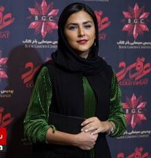 تیپ سبز هدی زین العابدین در اکران عرق سرد