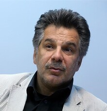 واکنش جالب فرح بخش به اکران فیلم های خارجی