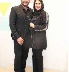 سام درخشانی به همراه همسرش به اکران «دشمن زن» آمد/عکس