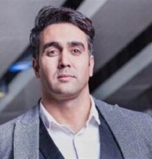 پوریا پورسرخ به «برف بی‌صدا می‌بارد» پیوست