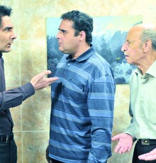 در «دزد و پلیس» و «ساختمان پزشکان» به خاطر خنده هایم گاهی ۱۵برداشت انجام می‌شد!