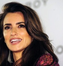 پنه‌لوپه کروز جایزه افتخاری سزار می‌گیرد