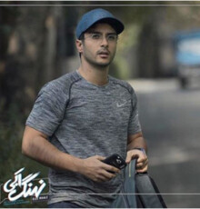  ساعد سهیلی در نمایی از سریال خانگی «نهنگ آبی»