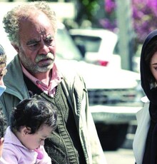 پرویز آبنار صداگذاری «کامیون» شد