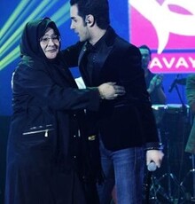 مادر محسن یگانه در برنامه «فرمول یک»: می‌خواستم فرزندانم راه پدرشان را بروند 