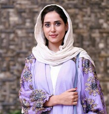 پریناز ایزدیار به «لتیان» پیوست