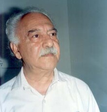 نصرت کریمی ۹۳ ساله شد