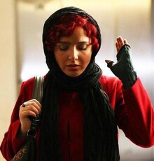 سینمادارها باید بگویند چرا اکران «مادر قلب اتمی» را متوقف کردند