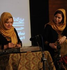 کنسرت گروه خجسته به یاد پایور و دهلوی 
