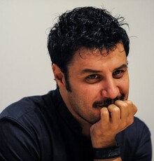 جواد عزتی