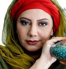 زهرا داوودنژاد