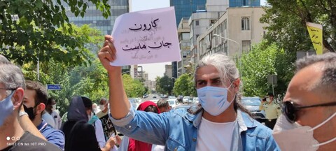 برگزاری تجمع مسالمت‌آمیز جمعی از هنرمندان در حمایت از مردم جنوب کشور