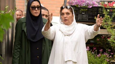 منیژه حکمت: توان مقابله با مافیای سینمای ایران را ندارم