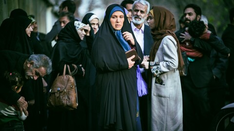 «حوالی پاییز» جایگزین «دلدادگان» می شود