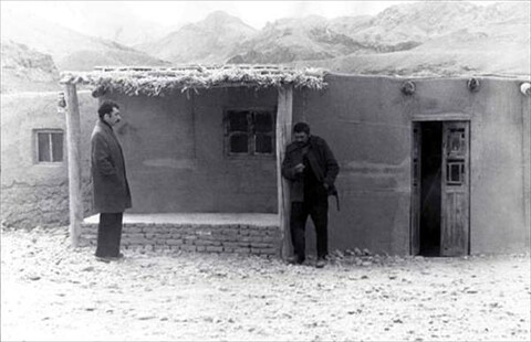 سایه های بلند باد  