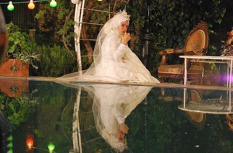 دنیای پرامید  
