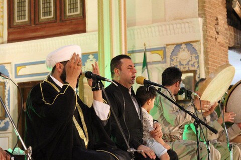 پیام عزیزی و دشتی قاسم علی کنسرت موسیقی عرفانی برگزار ‌کردند