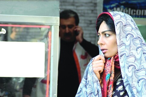 نمایش و نقد «کارگر ساده نیازمندیم» در ارسباران