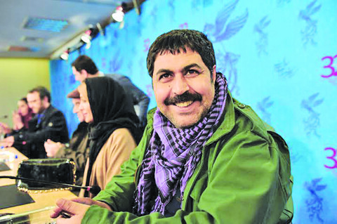 فرهاد اصلانی به «جن زیبا» پیوست
