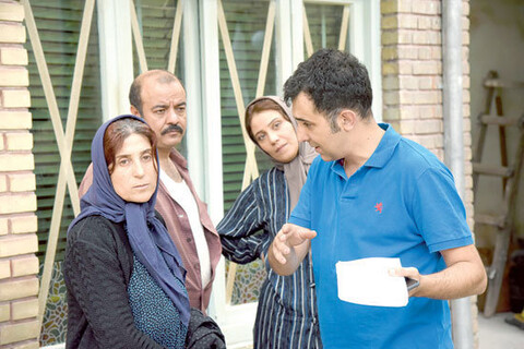 علیمردانی: خوشحالم که «آباجان» را با محوریت زندگی مادران شهدا و در فضای ارزشی ساختم/ بخش هایی از این فیلم نوستالژی های دوران کودکی ام است