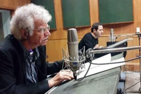 زندگی حرفه‌ای اکبر منانی در «پیشکسوتان دوبله»