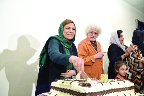 هنرمندان تولد بازیگر «بانو» را جشن گرفتند