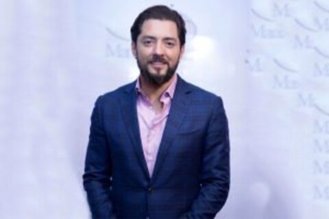 مذاکره با بهرام رادان برای حضور در «رقص روی شیشه»