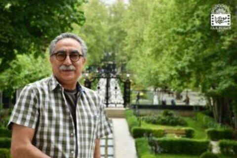 فرهاد توحیدی در گفتگو با موزه سینما: نوشتن برای من عشق، دغدغه و لذت است