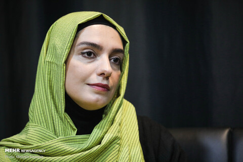 الیکا عبدالرزاقی به «برف بی‌صدا می‌بارد» پیوست