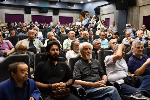 ناصر خان بعد از۴۰ سال و ۴۰ روز به خانه سینما آمد