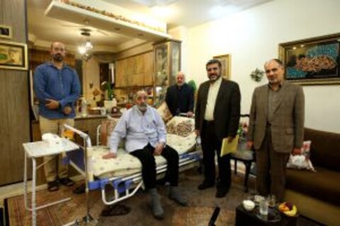 وزیر ارشاد به عیادت جمال شورجه رفت