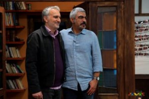 بازیگر لیسانسه‌ها امشب به کتاب باز می آید