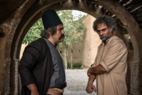 «داش آکل» به پرده سینماها آمد/ «هزارپا» همچنان پیشتاز است