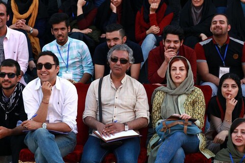 داوری ۳ بازیگر طنز در بخش استندآپ کمدی یک جشنواره