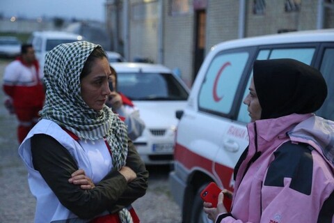 تقلید ناشیانه از آنجلینا جولی/ سلفی خانم بازیگر در شرایط بحرانی گلستان!