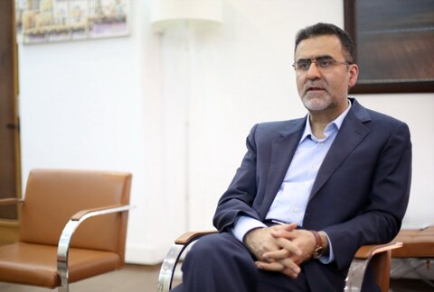 ایوبی این بار در شهرداری به صالحی امیری رسید