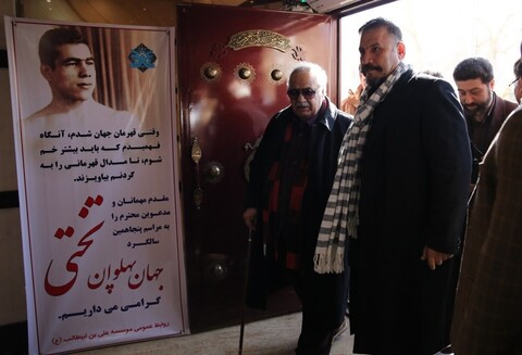 پس از ۴۰ سال ناصر ملک‌مطیعی پا به زورخانه گذاشت/ تصاویر