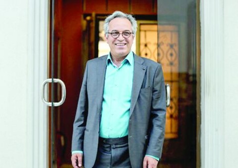 لطیفی در «دکوپاژ» از «روز سوم» می گوید