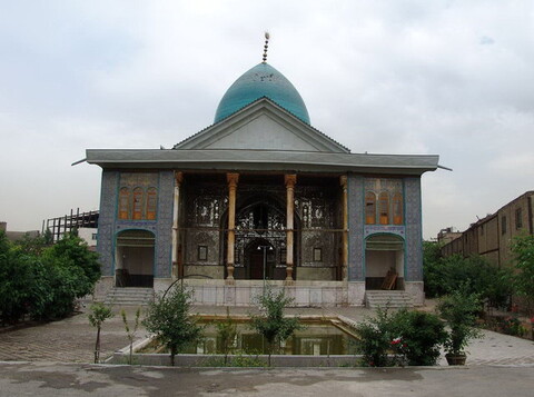 «خیابان شاعر مرده» کجاست؟