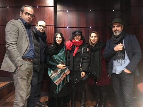 گلشیفته فراهانی در پاریس به دیدن یک فیلم ایرانی نشست/ عکس