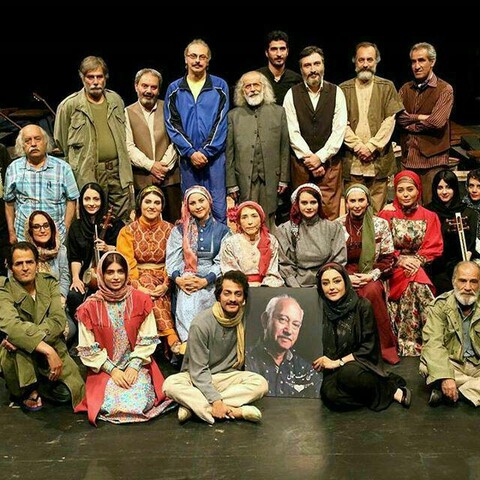 نمایش «مطرب» در پردیس تئاتر تهران