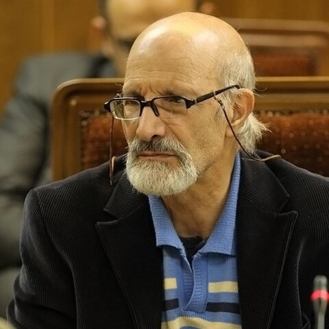 داوود فتحعلی بیگی: تئاتر باید به سبد خانوار اضافه شود