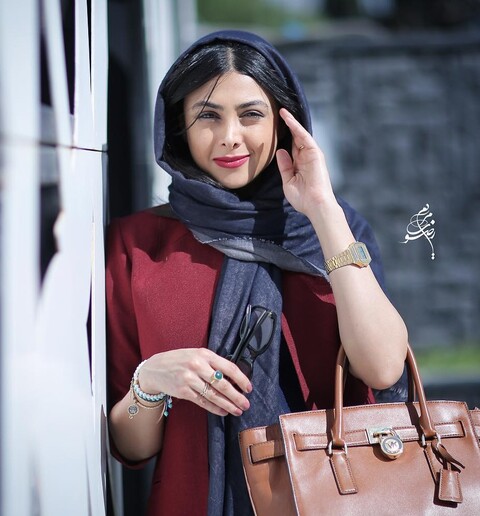 آزاده صمدی