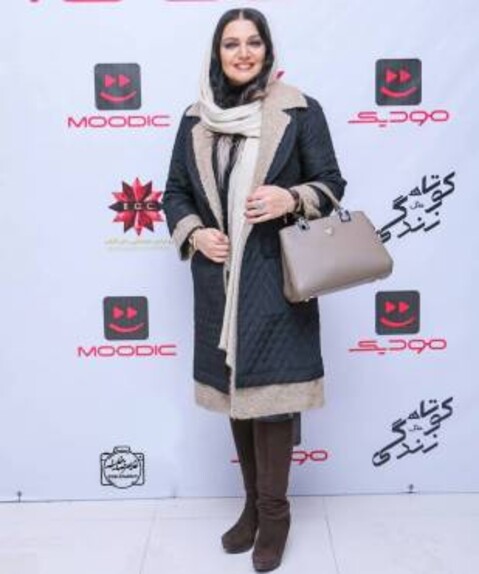 حضور الهام پاوه نژاد در اکران فیلم «کوتاه مثل زندگی»