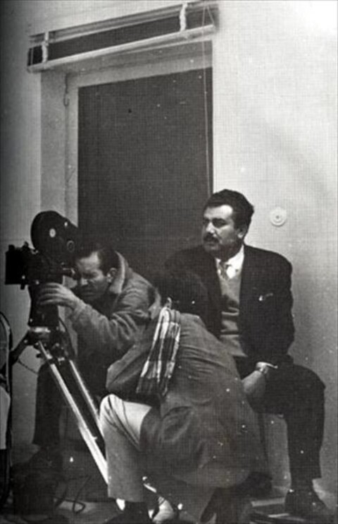 گناه من چیست  