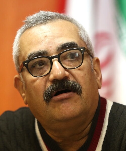 فرزاد موتمن